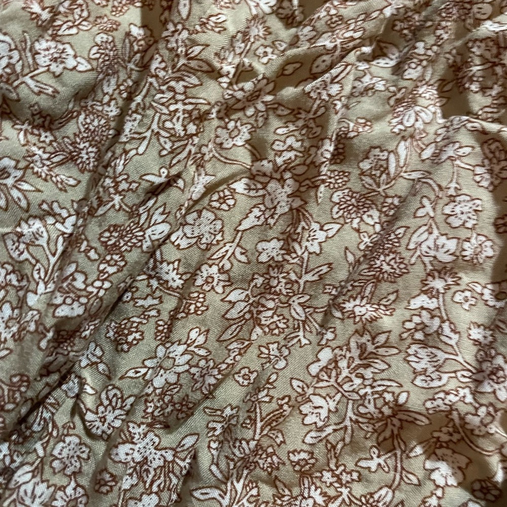 Shorts - Picture 3 of 4